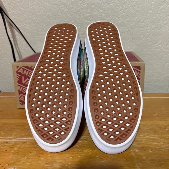 Vans ComfyCush old skool In bloom multiple true white Men’s 7 or women’s size8.5 - Picture 8 of 10